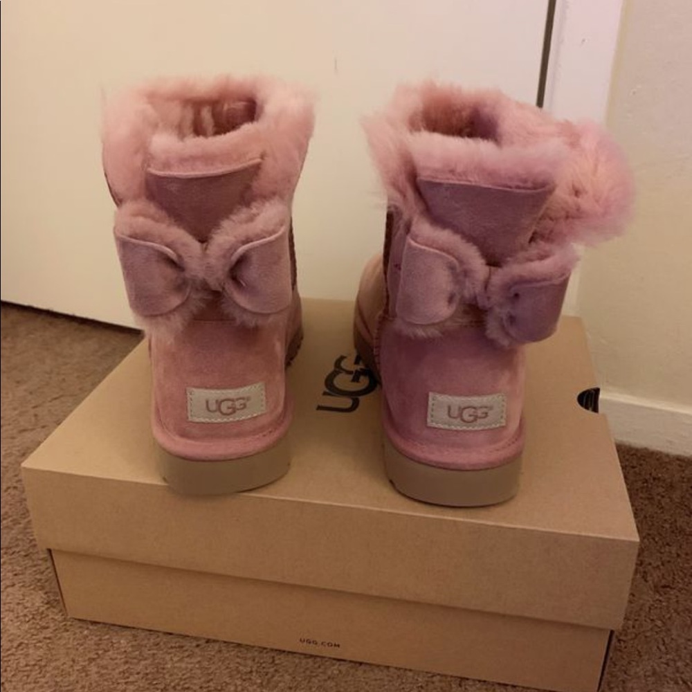 100% Authentic Brand New UGG Bow Boots
